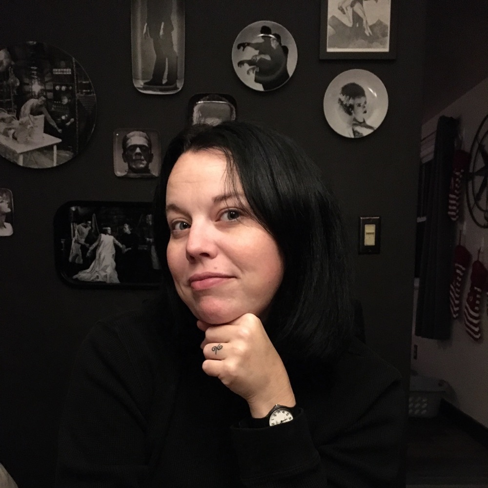 Meet your Posher, Jenn